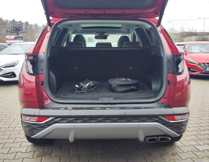Hyundai Tucson SUV / Terénní 1,6 l 195 kw