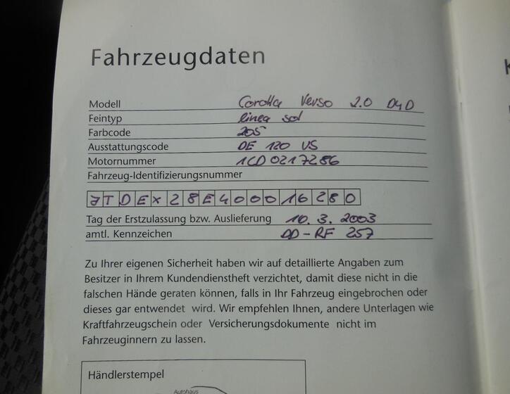 Toyota Corolla Verso 10