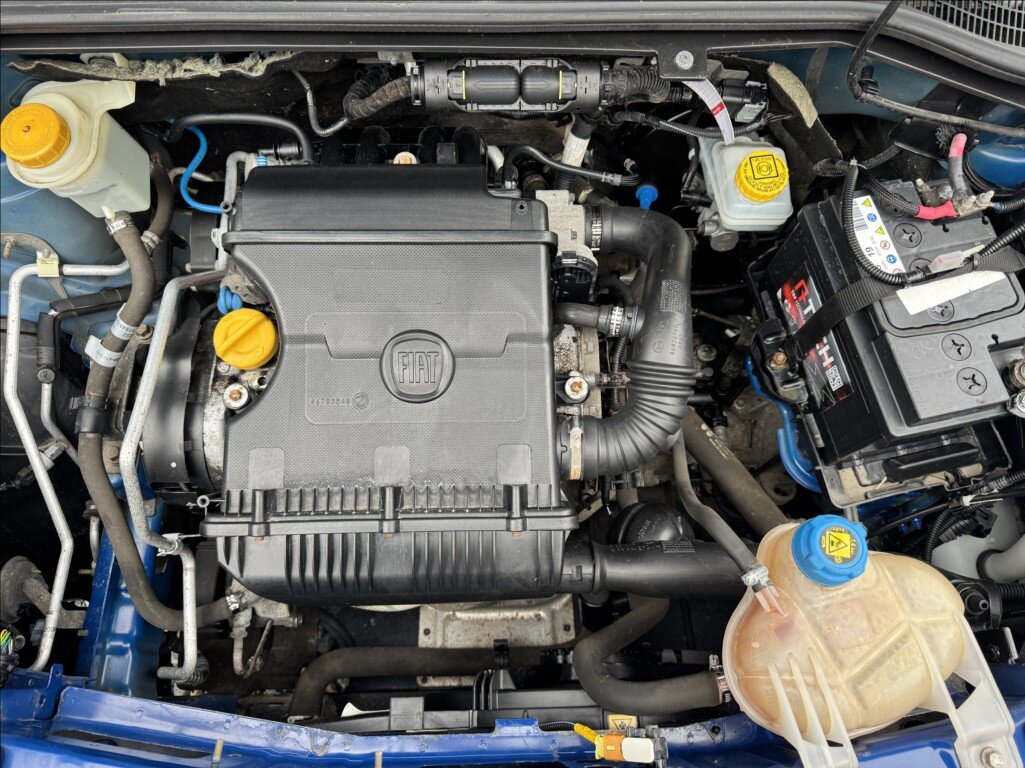 Fiat Dobló cargo Skříň 1,4 l 70 kw