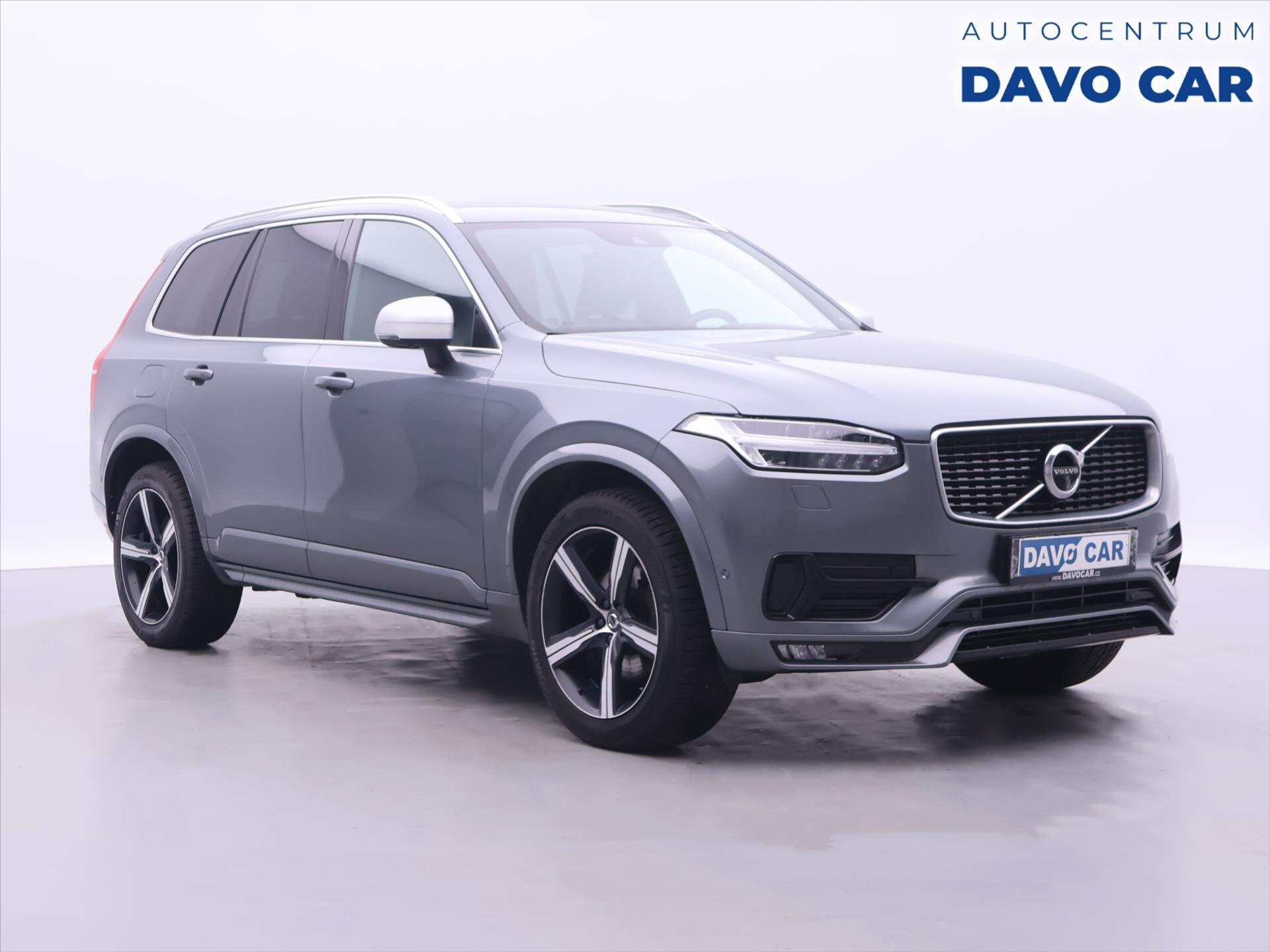 Volvo XC90 SUV / Terénní 2,0 l 173 kw