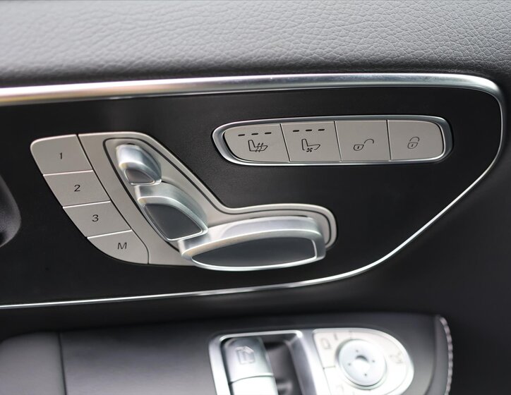 Mercedes-Benz Třídy V Kombi 2,0 l 174 kw