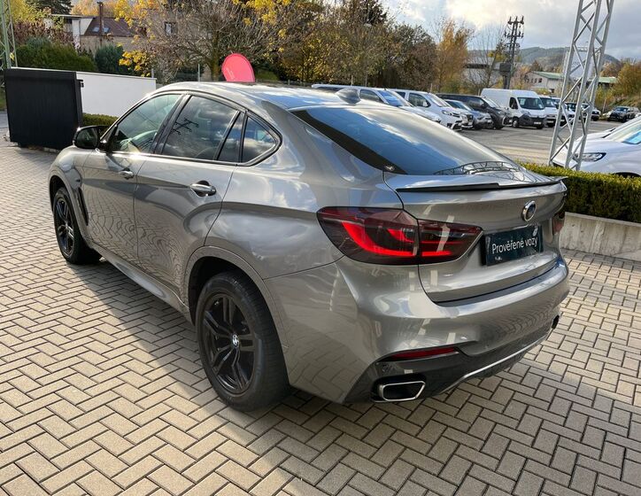 BMW X6 4
