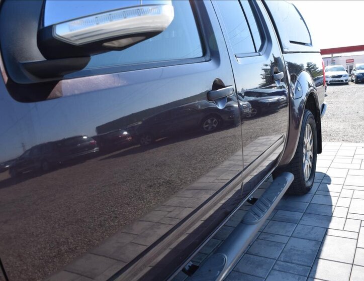 Nissan Navara Pick-up 3,0 l 170 kw