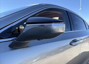 Lexus ES 300h Sedan / Limuzína 2,5 l 131 kw