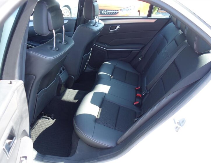 Mercedes-Benz Třídy E Sedan 2,1 l 125 kw