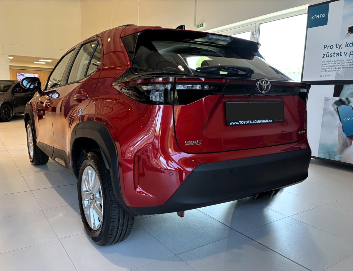 Toyota Yaris Cross SUV 1,5 l 85 kw