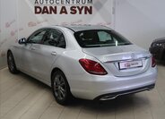 Mercedes-Benz Třídy C Sedan / Limuzína 2,1 l 125 kw
