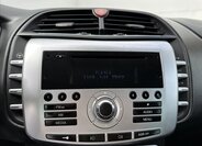 Lancia Delta Hatchback 1,6 l 88 kw