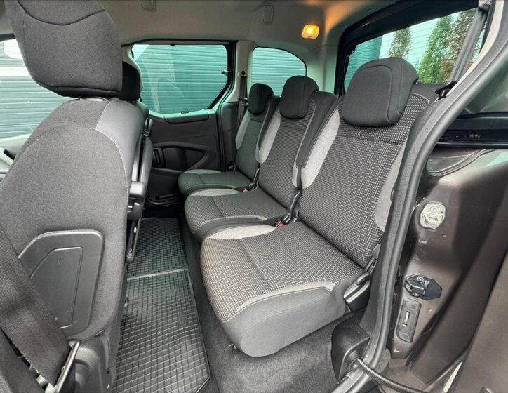 Peugeot Partner Tepee Kombi 1,6 l 88 kw