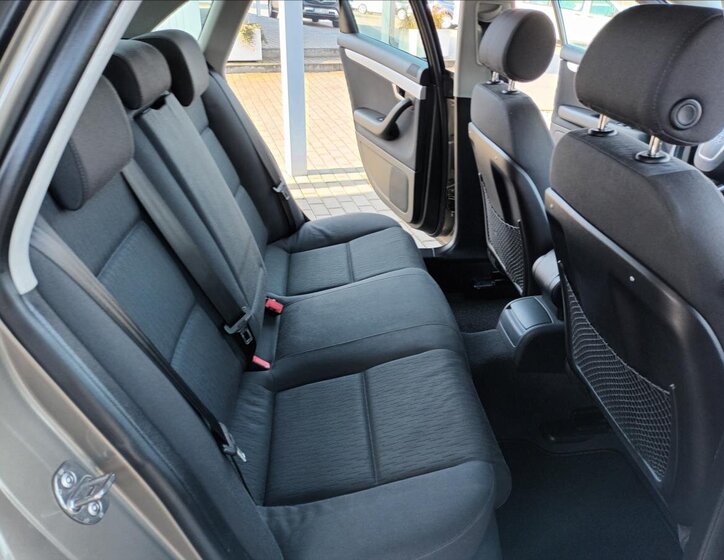 Audi A4 Sedan / Limuzína 1,9 l 85 kw