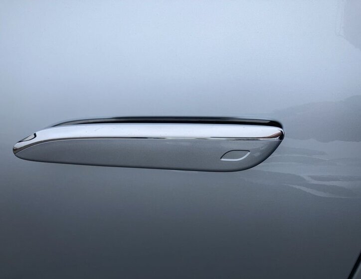 Mercedes-Benz EQE SUV / Terénní 0,0 215 kw