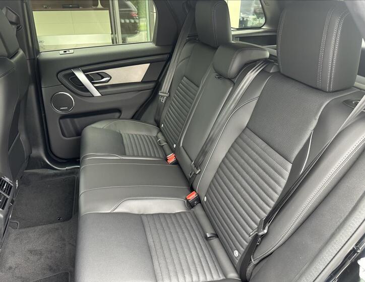 Land Rover Discovery Sport 14