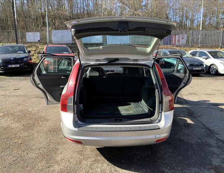 Volvo V50 Kombi 2,0 l 100 kw