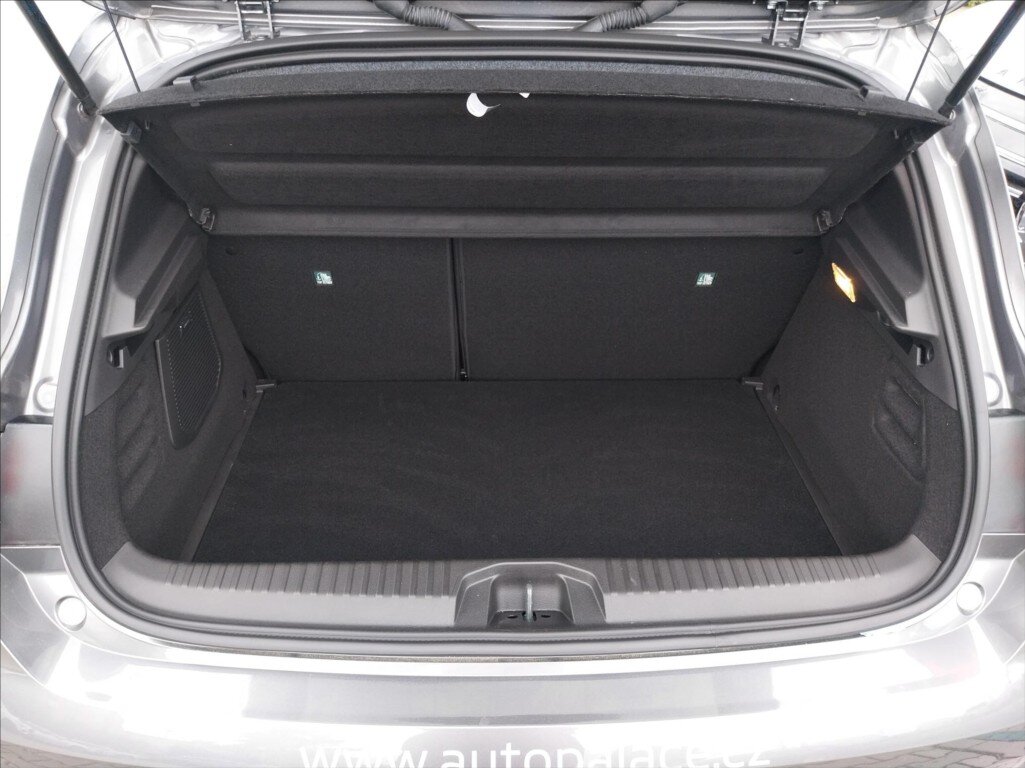 Mitsubishi Colt Hatchback 999,0 67 kw