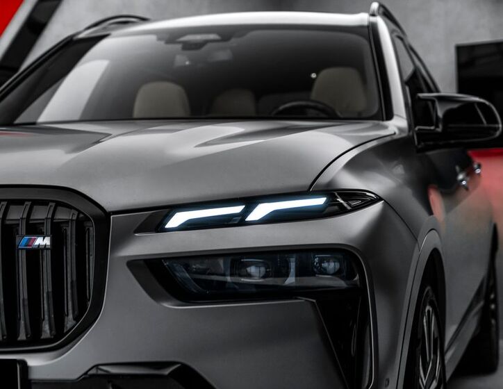 BMW X7 9