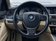 BMW Řada 5 Kombi 3,0 l 180 kw