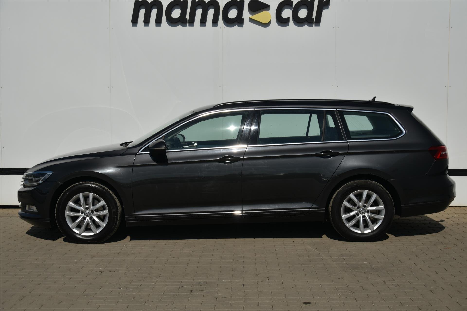 Volkswagen Passat Kombi 1,6 l 88 kw