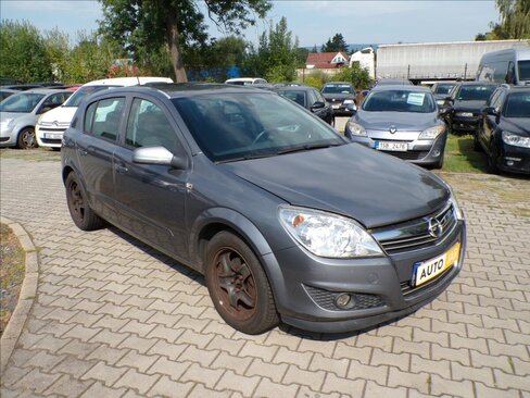 Opel Astra Hatchback 1,6 l 85 kw