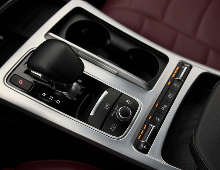 KIA Stinger Hatchback 3,3 l 269 kw