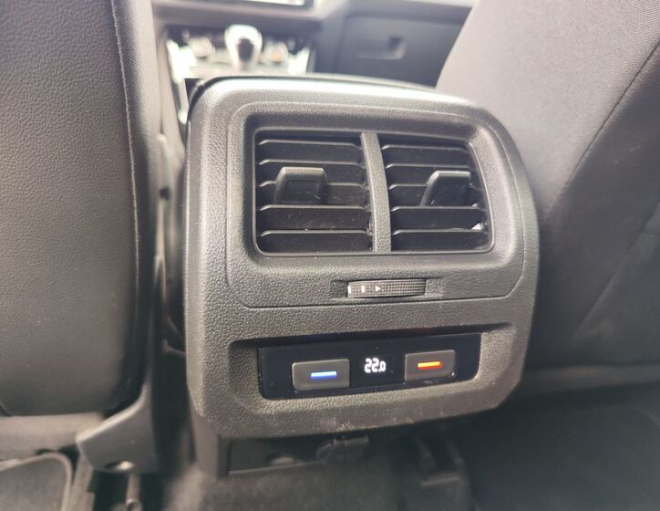 Volkswagen Touran 16