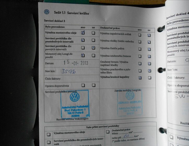 Volkswagen Jetta Sedan 2,0 l 103 kw