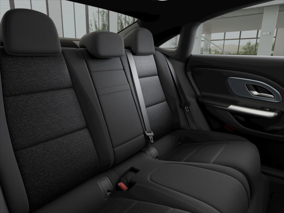 Mercedes-Benz CLA Kupé 1,5 l 120 kw