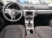 Volkswagen Passat 12