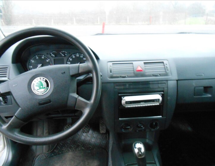 Škoda Fabia 12