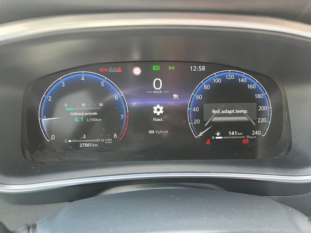 Toyota Corolla Sedan / Limuzína 1,5 l 92 kw