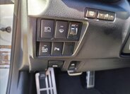 Lexus RC 300h Kupé 2,5 l 133 kw