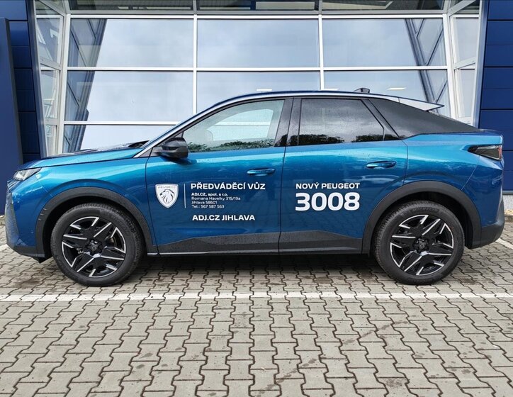 Peugeot 3008 SUV / Terénní 1,2 l 107 kw