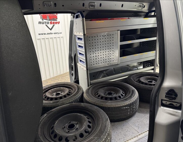 Volkswagen Caddy Ostatní 2,0 l 75 kw