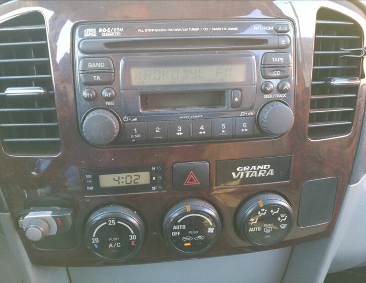 Suzuki Grand Vitara SUV / Terénní 2,0 l 80 kw