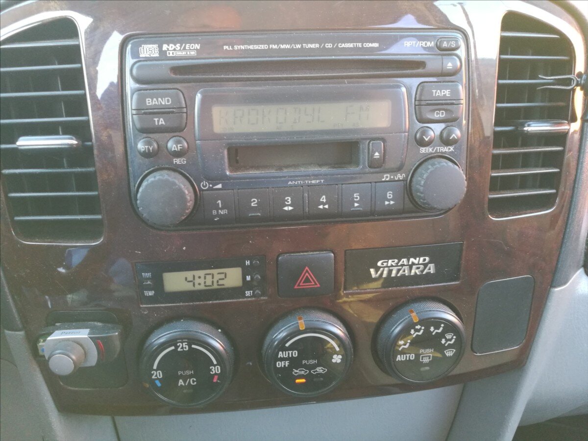 Suzuki Grand Vitara SUV / Terénní 2,0 l 80 kw