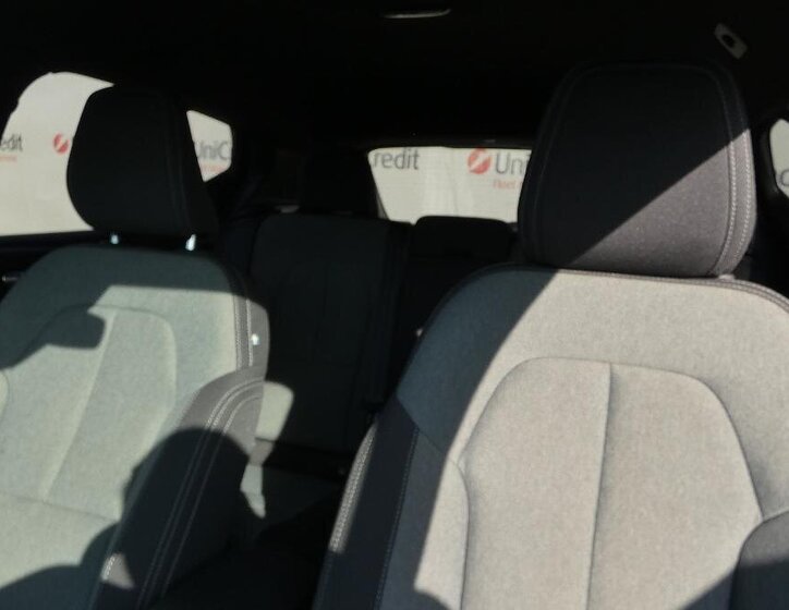 Volvo XC40 SUV / Terénní 2,0 l 120 kw