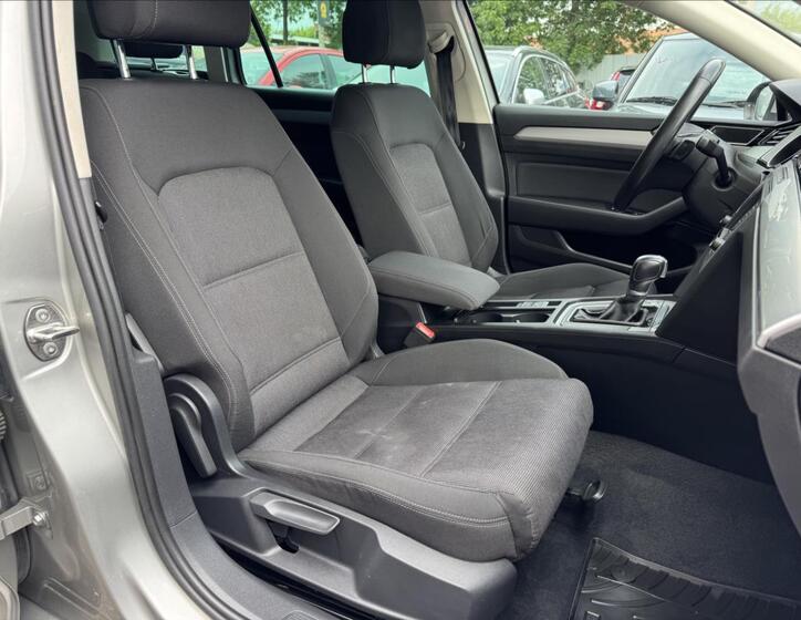 Volkswagen Passat 34