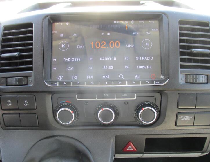 Volkswagen Transporter 16