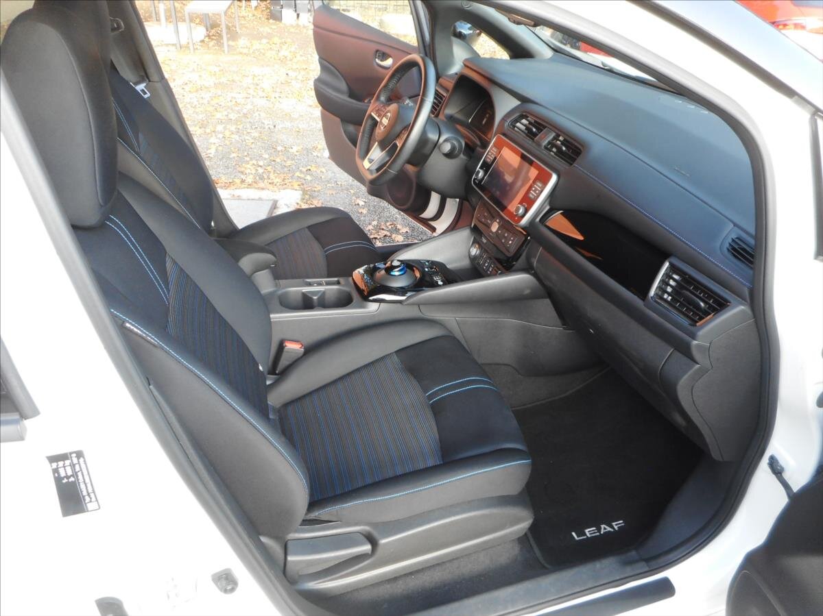 Nissan Leaf Hatchback 0,0 90 kw