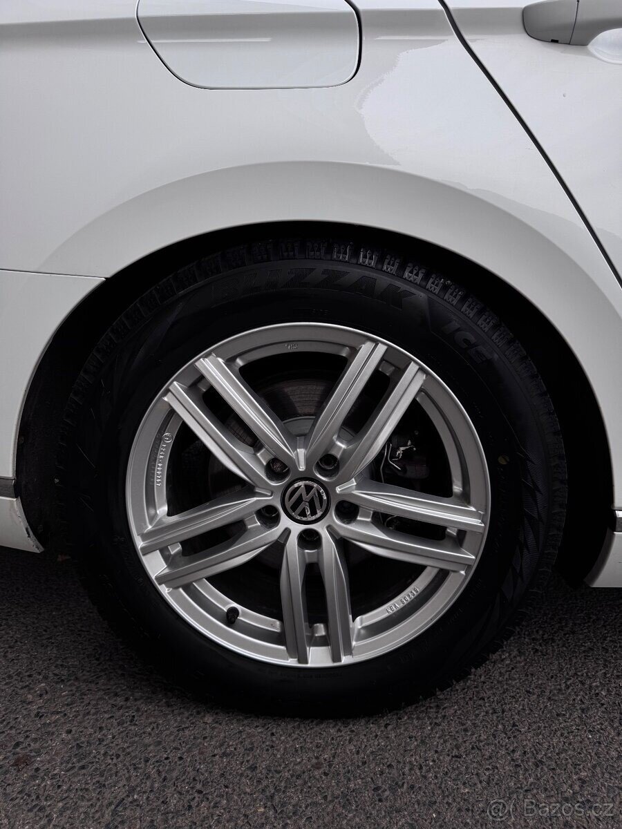 Volkswagen Passat Kombi 0,0 0