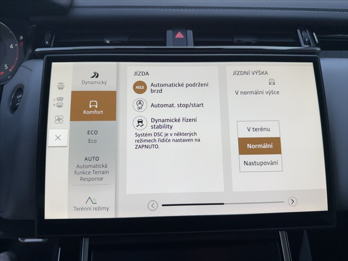 Land Rover Range Rover Velar SUV / Terénní 3,0 l 221 kw