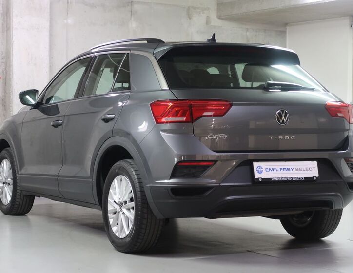 Volkswagen T-Roc 7