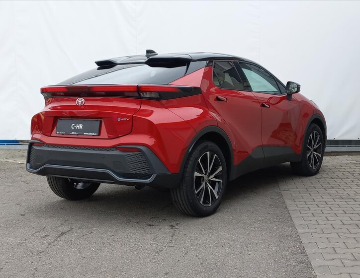 Toyota C-HR Hatchback 2,0 l 112 kw