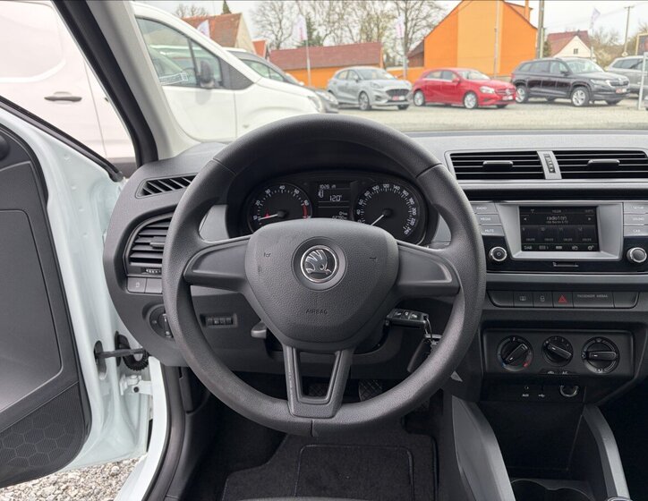 Škoda Fabia Hatchback 999,0 44 kw