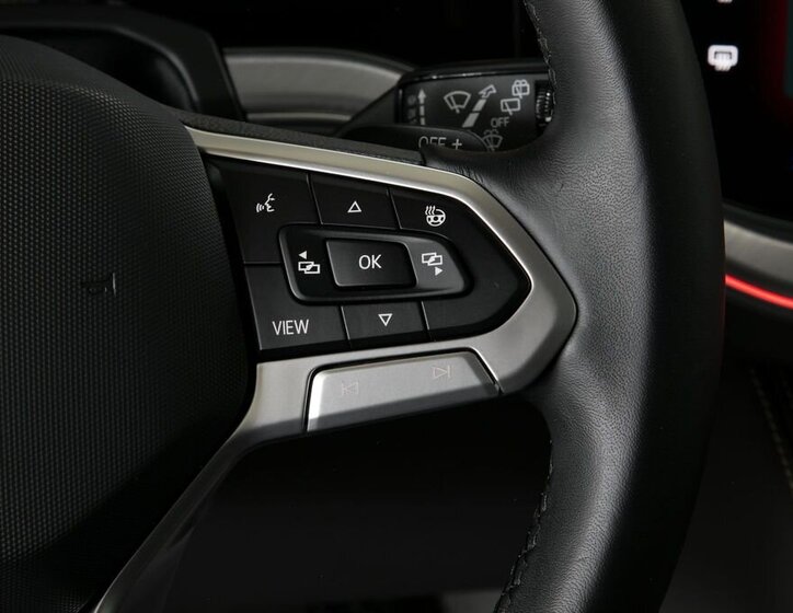 Volkswagen Touareg SUV / Terénní 3,0 l 210 kw