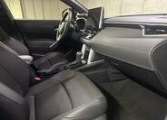 Toyota Corolla Cross 13