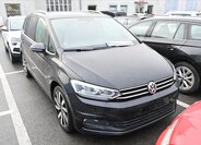 Volkswagen Touran 1