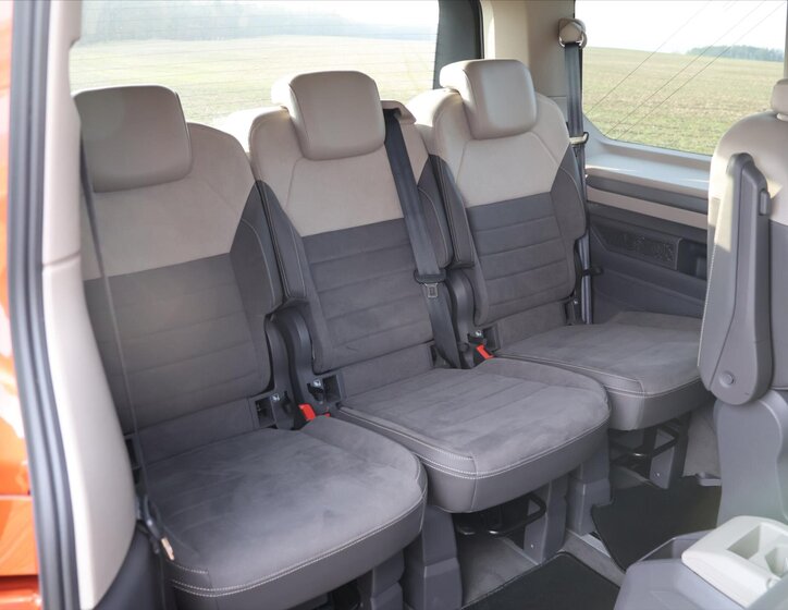 Volkswagen Multivan Kombi 1,4 l 110 kw