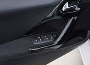 Peugeot 208 Hatchback 1,2 l 81 kw