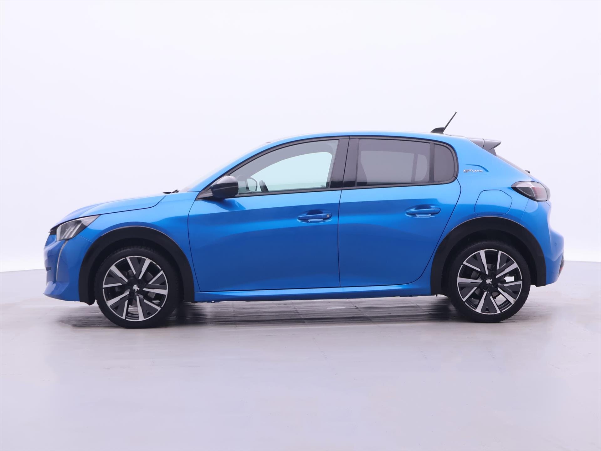 Peugeot 208 Hatchback 1,2 l 74 kw