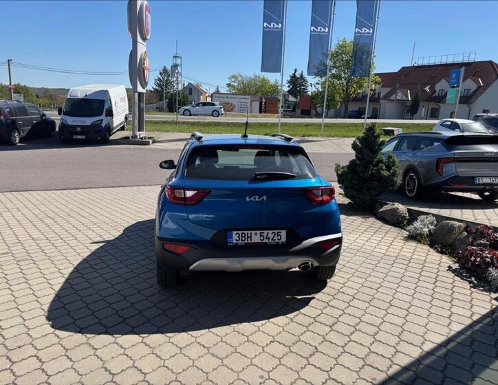 KIA Stonic Kombi 1,2 l 61 kw